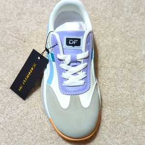 Stylish Cream and Blue Vintage Sneakers